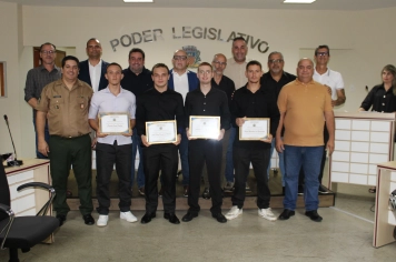 Foto relacionada - Policiais e guardas civis municipais são homenageados