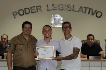 Foto relacionada - Policiais e guardas civis municipais são homenageados