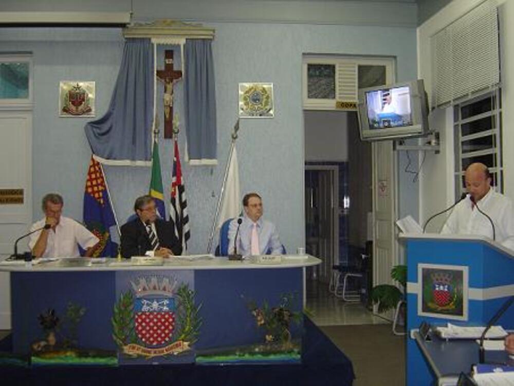 CÂMARA REALIZA 19ª SESSÃO ORDINÁRIA