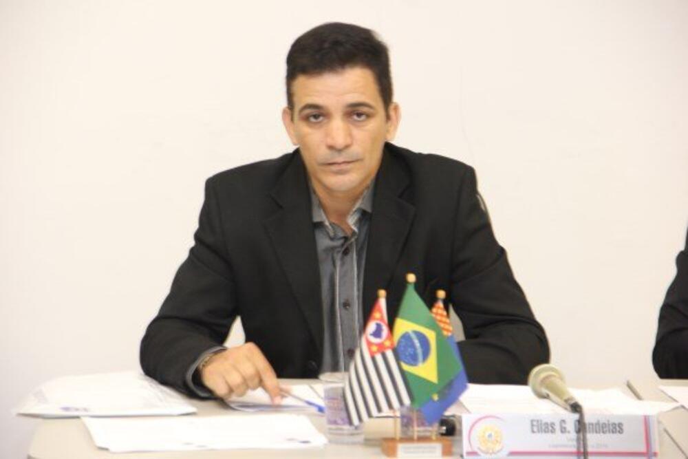 ELIAS CANDEIAS SUGERE CRIAÇÃO DE PONTO DE VACINAÇÃO ANTIRRÁBICA NO ALTO DA SERRA