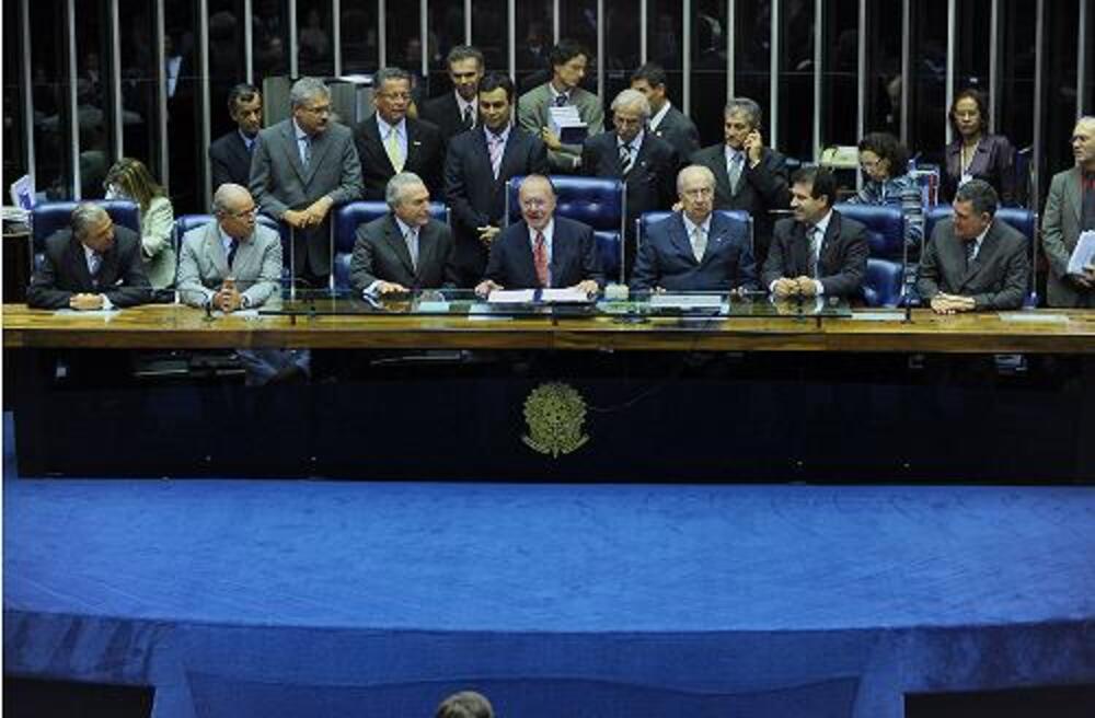 CONGRESSO PROMULGA A PEC QUE AUMENTA O NÚMERO DE VEREADORES