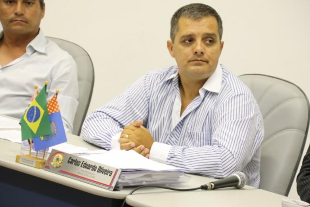 DU SOROCABA E BRANCO COBRAM REFORMA E MANUTENÇÃO DOS BANHEIROS DO “SÃO PEDRÃO”
