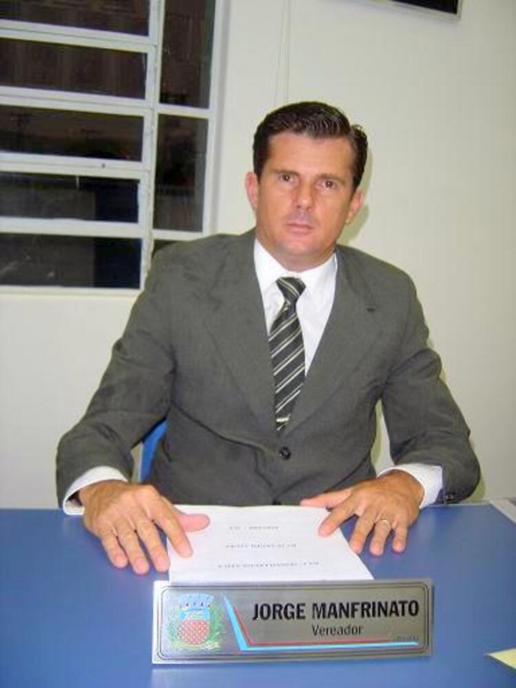 CÂMARA APROVA PROJETO QUE DENOMINA COMO “NATIVIDADE OLIVEIRA DE LIMA” A PRAÇA DA IGREJA SÃO JOSÉ