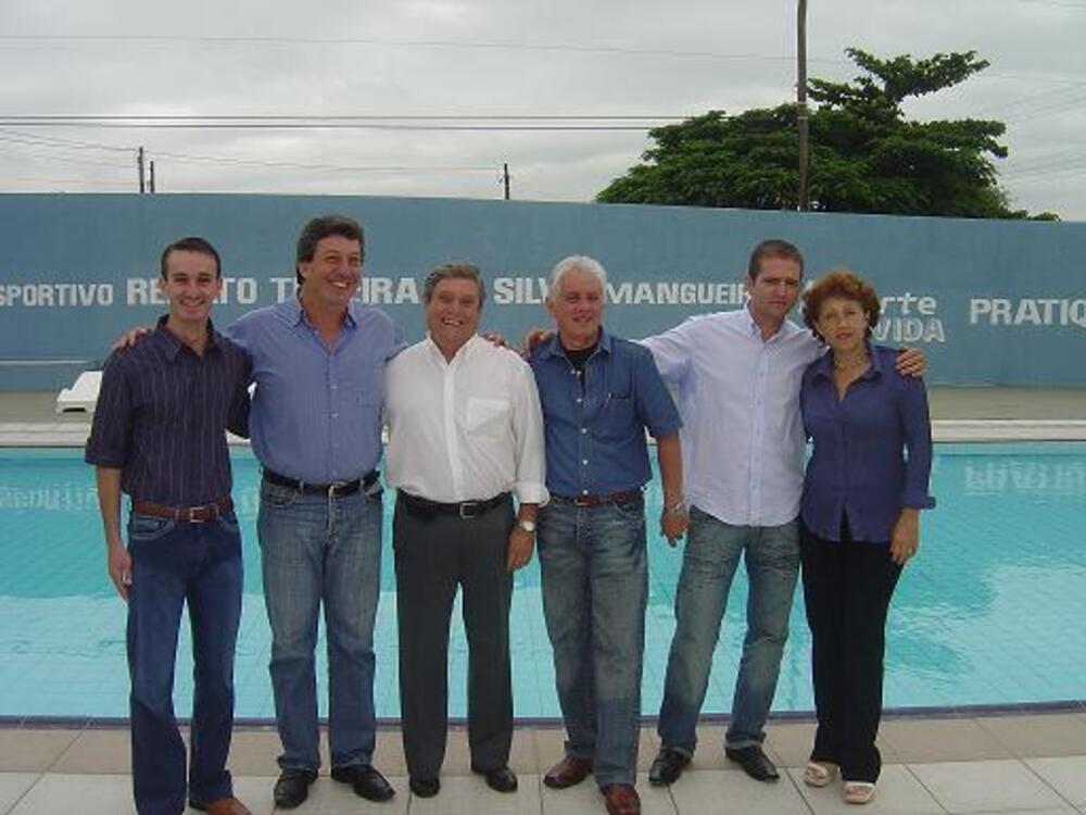 VEREADORES ACOMPANHAM INAUGURAÇÃO DE COMPLEXO ESPORTIVO