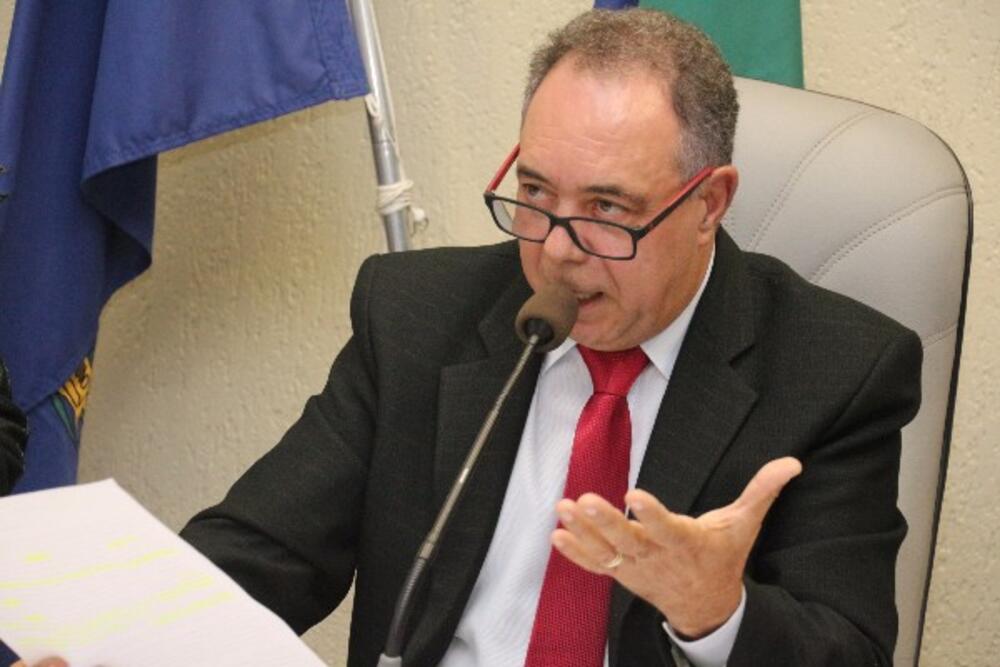 PRESIDENTE DA CÂMARA DE SÃO PEDRO PROPÕE PROJETO DE LEI QUE VISA PRESERVAR SAÚDE E MEIO AMBIENTE