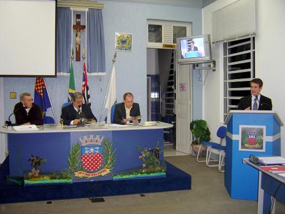 CÂMARA REALIZA 13º SESSÃO ORDINÁRIA