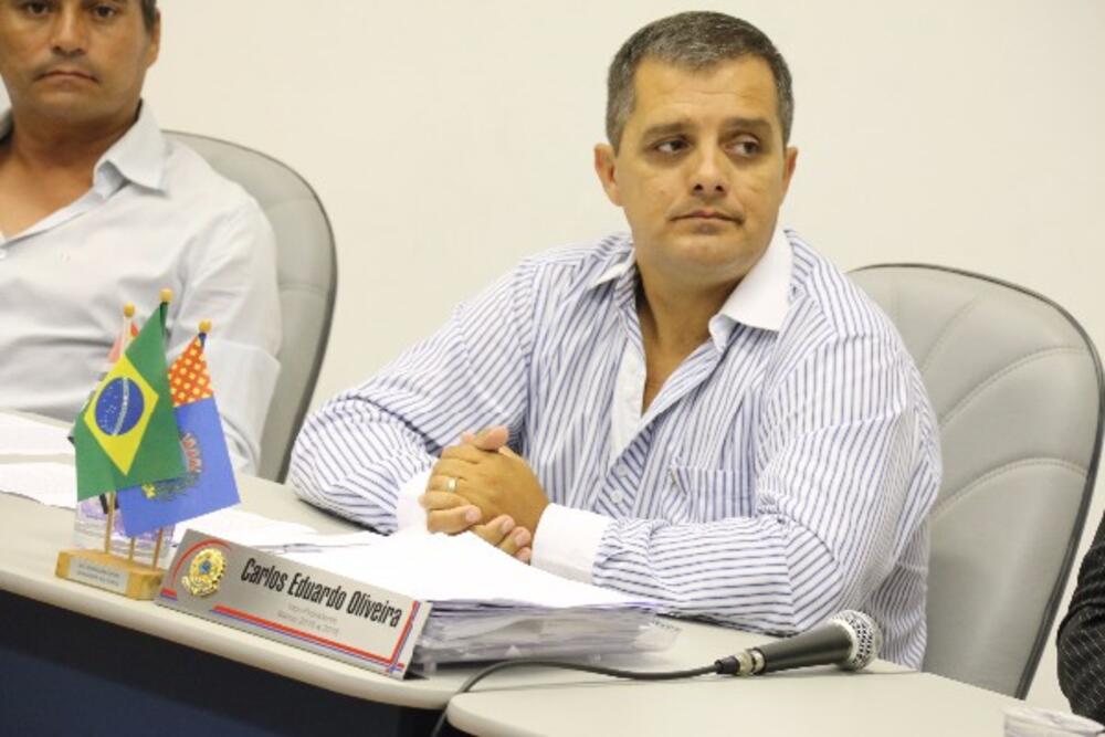 DU SOROCABA SUGERE A REALIZAÇÃO DE OBRAS PARA CAPTAÇÃO DA ÁGUA DE CHUVA NA RUA ADEMIR ANTONIO BONTORIM