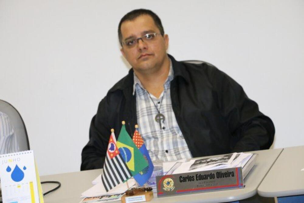 DU SOROCABA PRESTA HOMENAGEM A POLICIAIS MILITARES