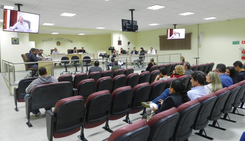 REQUERIMENTO PEDE IMPLANTAÇÃO DE ROTATÓRIA EM RODOVIA EM SÃO PEDRO