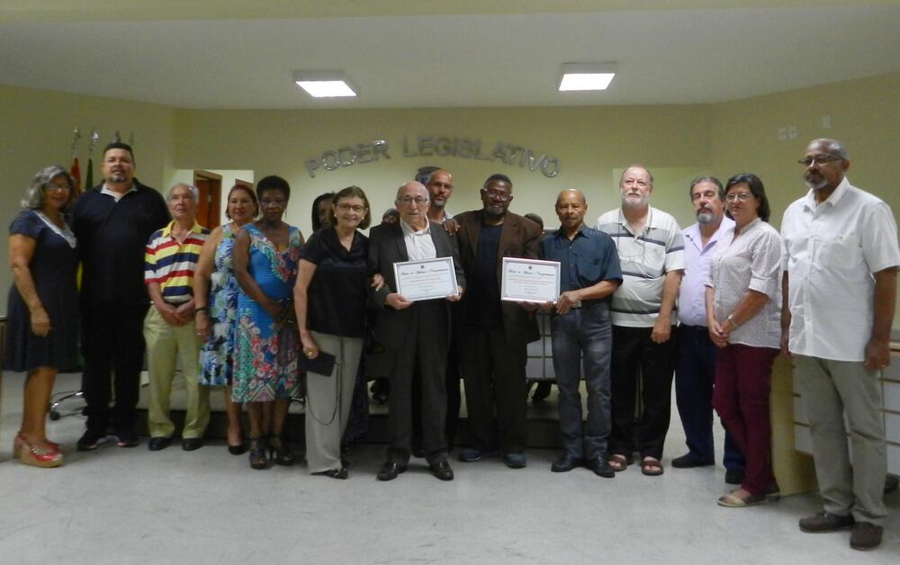 CÂMARA DE SÃO PEDRO ENTREGA MOÇÃO À ASSOCIAÇÃO DE APOSENTADOS DE PIRACICABA