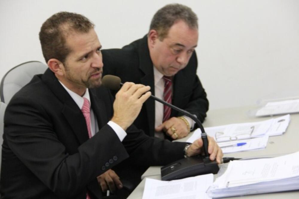 VEREADOR BRANCO SUGERE CONTRATAÇÃO DE ESPECIALISTA EM ENDOCRINOLOGIA