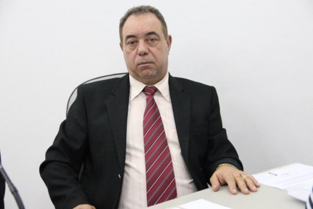 TONINHO DA SORVETERIA REQUER PROVIDÊNCIAS NA RUA JOSÉ EMIGIDIO DE A. MENDES NO RECANTO