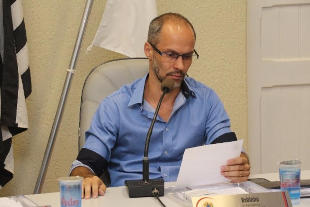 NILTON MARCHEZI É HOMENAGEADO COM TÍTULO DE CIDADÃO SÃO PEDRENSE