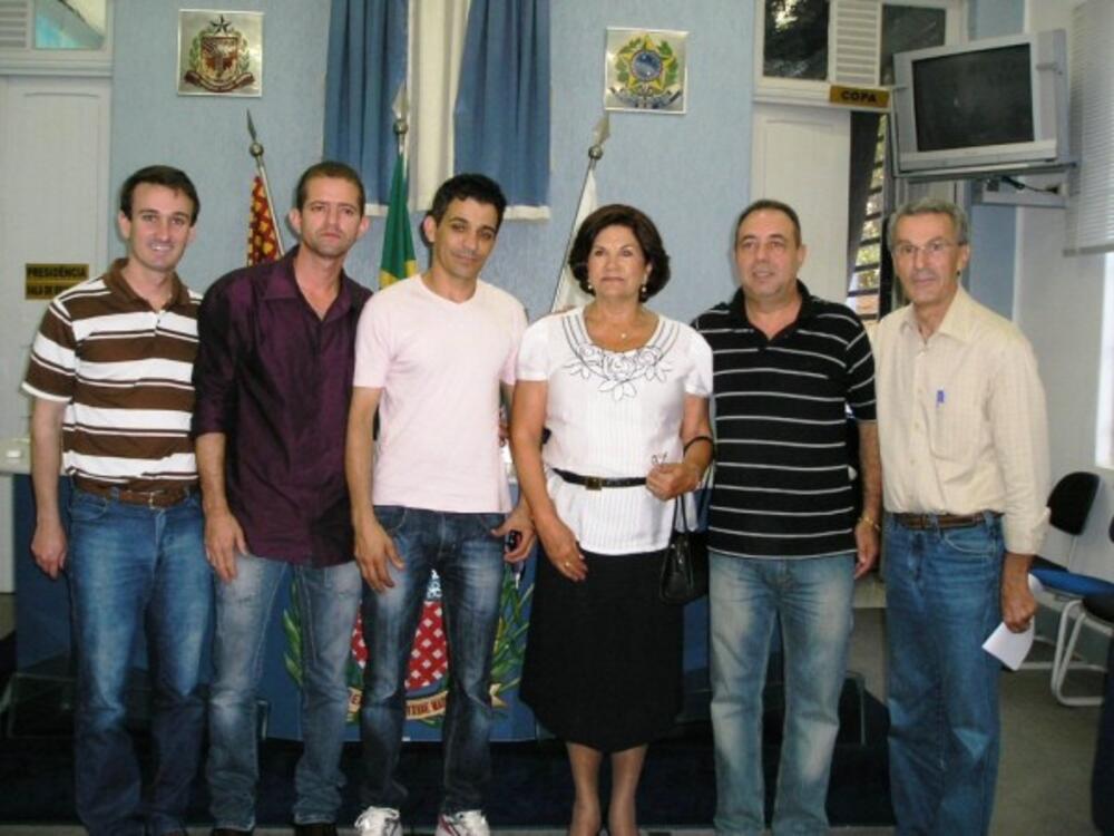 CLEUSA BARROS ASSUME CADEIRA NA CÂMARA