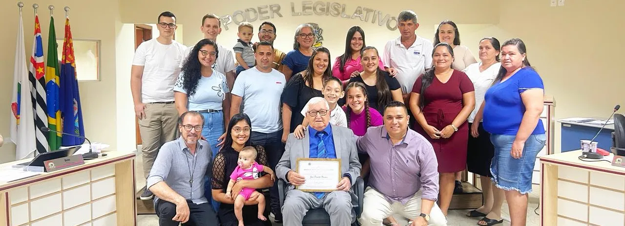 Moção de Aplausos e Congratulações