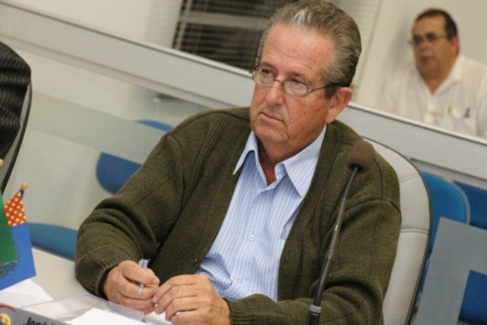 MÁRIO DE BARROS SOLICITA FISCALIZAÇÃO ELETRÔNICA PARA FISCALIZAR DEPÓSITOS CLANDESTINOS DE LIXO