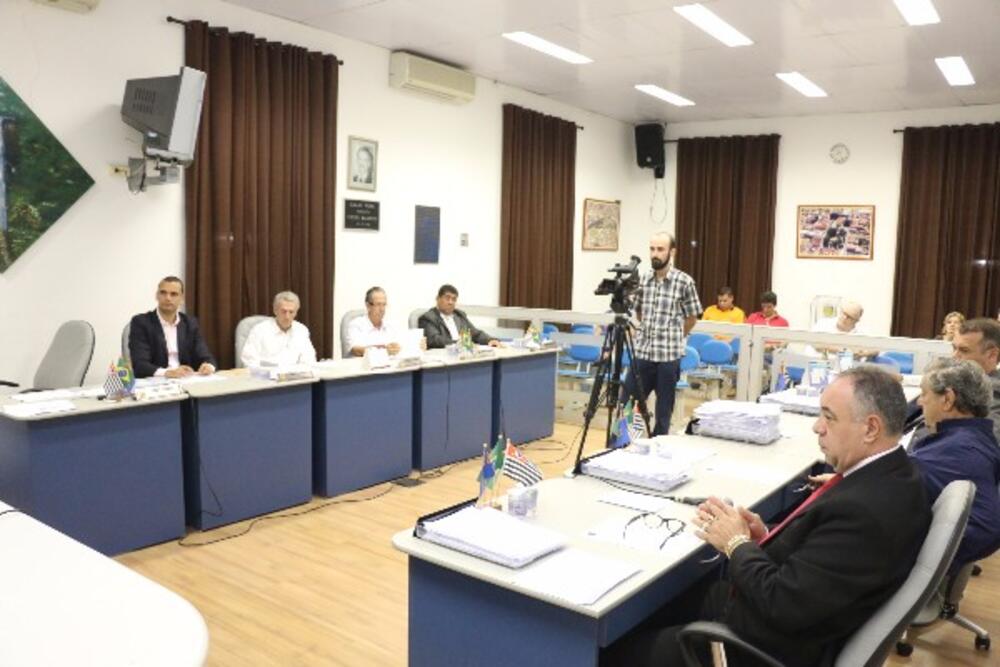 APROVADO PROJETO DE LEI QUE INSTITUI NO MUNICÍPIO “PRÊMIO EDUCADOR DO ANO”