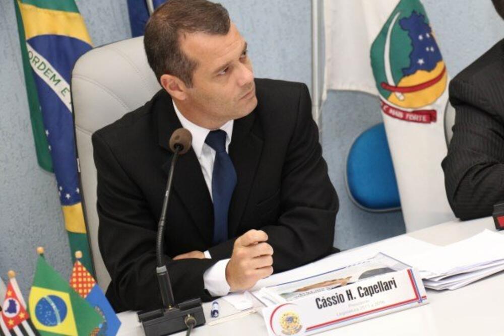 GIOVANNI EZAHYA É HOMENAGEADO POR SUA PARTICIPAÇÃO NO PARLAMENTO JOVEM PAULISTA 2013