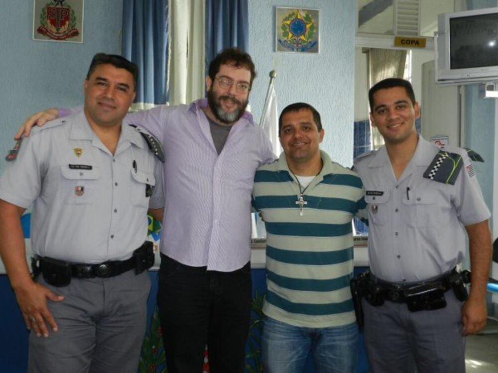 POLICIAIS MILITARES E CONSELHEIRO TUTELAR SÃO HOMENAGEADOS
