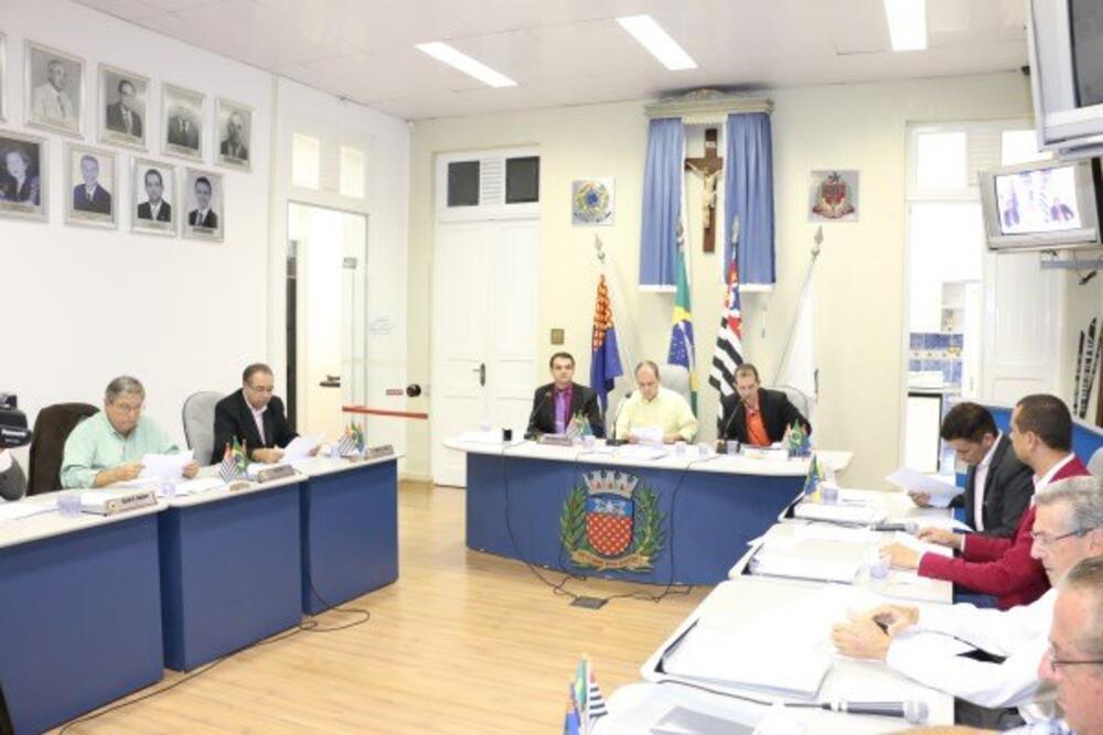 APROVADO PROJETO DE LEI QUE PROÍBE A INSTALAÇÃO DE “PARQUE ERÓTICO” NO MUNICÍPIO