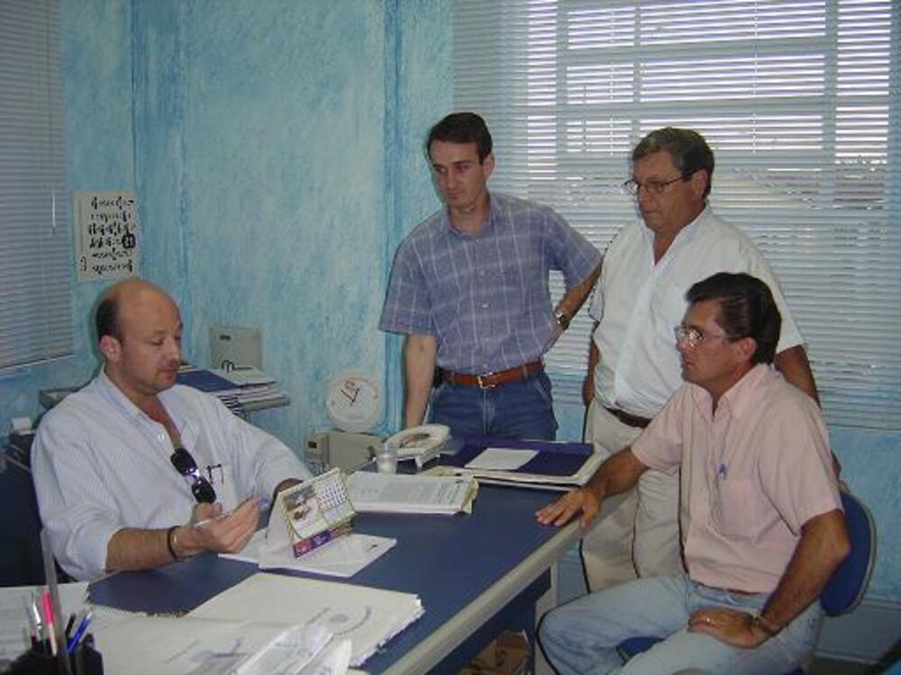 COMISSÃO DECIDE CONSULTAR ENGENHEIROS SOBRE “NOVO CÓDIGO DE OBRAS”