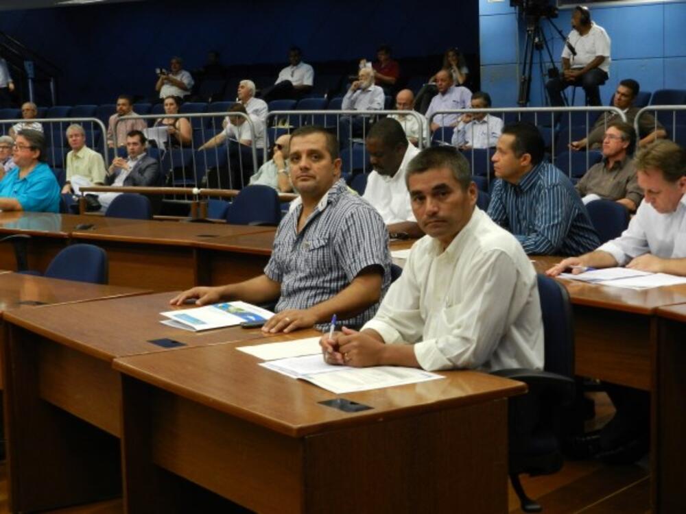 VEREADORES PARTICIPAM DA 1ª REUNIÃO DO CONSELHO FISCAL DO PCJ