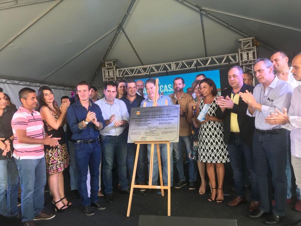 VEREADORES PARTICIPAM DE INAUGURAÇÃO DA SANTA CASA DE SÃO PEDRO
