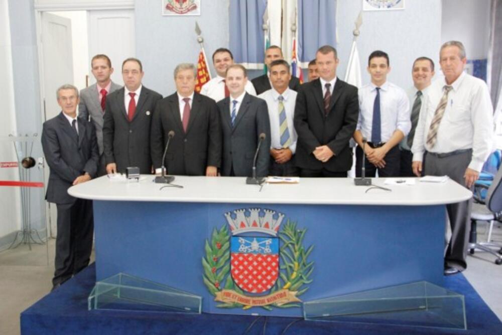 VEREADORES APROVAM REPASSE DE SUBSÍDIO DE R$ 450.000,00 PARA EQUIPAR E RETOMAR AS OBRAS DA UPA