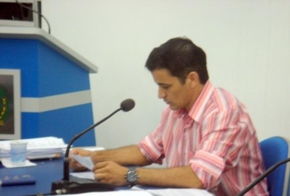 VEREADOR ELIAS SOLICITA SINALIZAÇÃO DE TRÂNSITO EM LOCAIS DE SÃO PEDRO