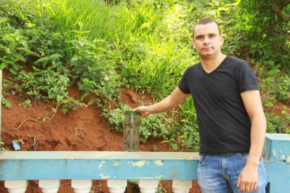 ADRIANO VITOR COBRA MELHORIAS NA MANUTENÇÃO NO PARQUE DO CRISTO