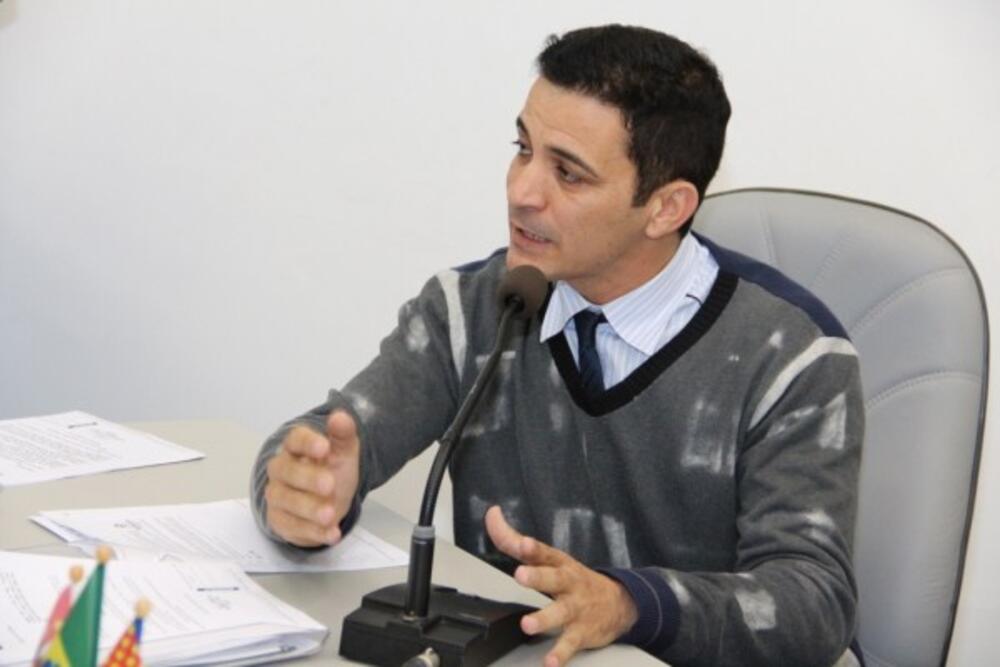 ELIAS CANDEIAS APRESENTA SUGESTÕES AO PODER EXECUTIVO EM BENEFÍCIO DOS IDOSOS
