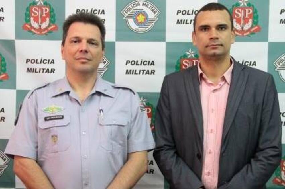 ADRIANO VITOR SE REÚNE COM CAPITÃO DA PM E COMANDANTE DA GCM PARA FALAR DE SEGURANÇA PÚBLICA