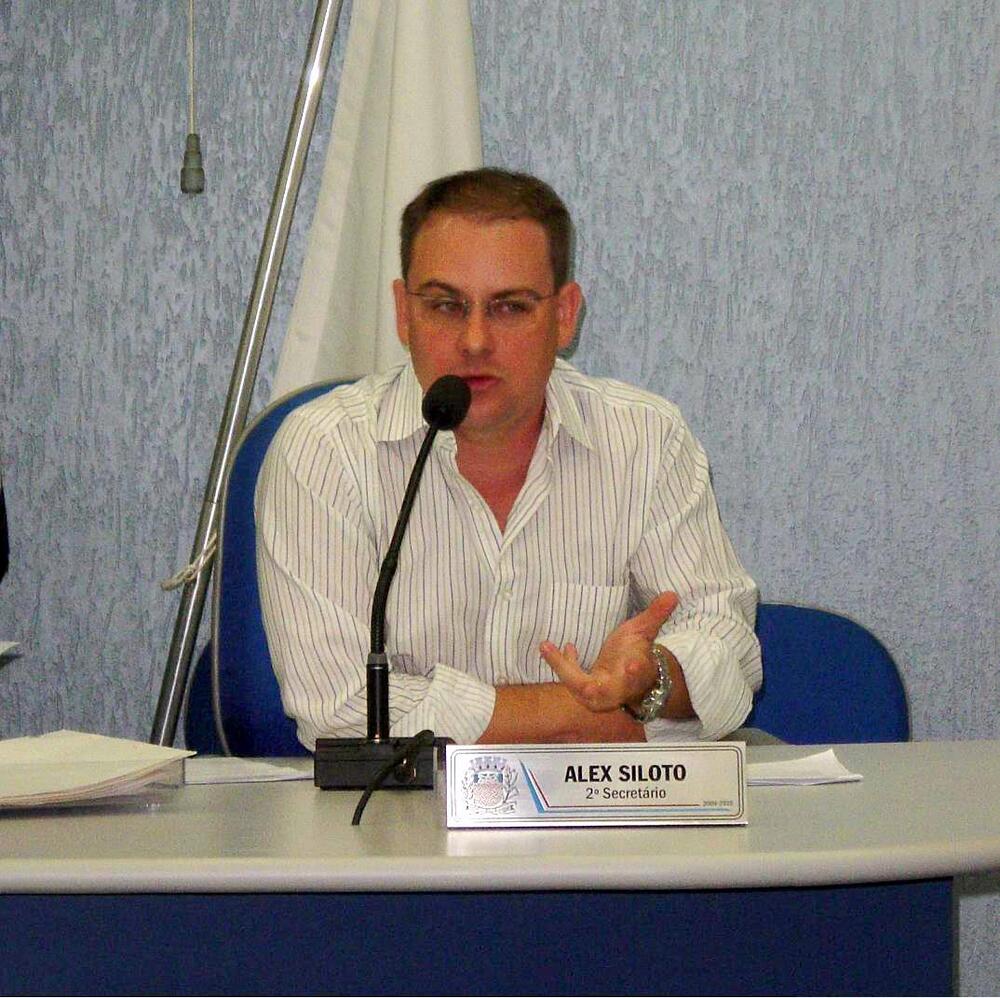 ALEX PEDE CAMPANHAS PREVENTIVAS EM ESCOLAS