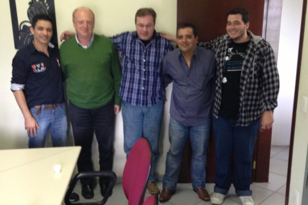 ELIAS CANDEIAS E DÚ SOROCABA VISITAM INSTITUIÇÃO PADRE HAROLDO EM CAMPINAS