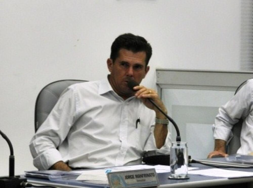 JORGE MANFRINATO SOLICITA BENFEITORIAS NA ALÇA DO TREVO DA RODOVIA SP-191