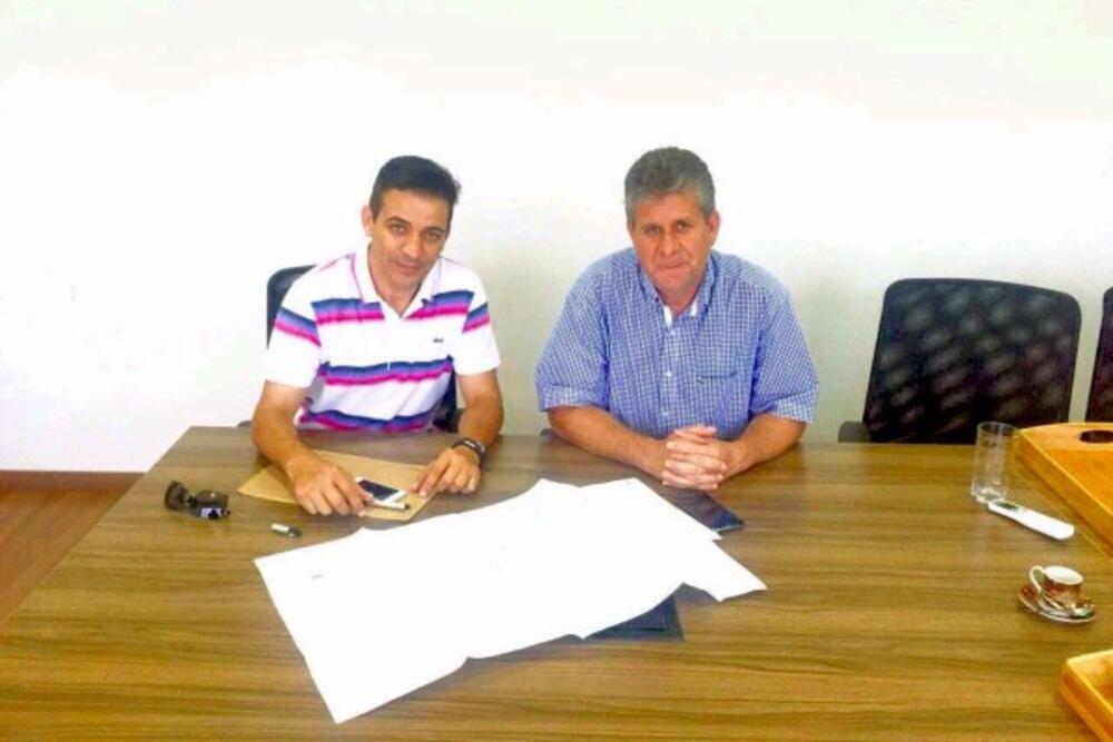 DIRETOR REGIONAL DO DER ATENDE REIVINDICAÇÕES DO VEREADOR ELIAS CANDEIAS