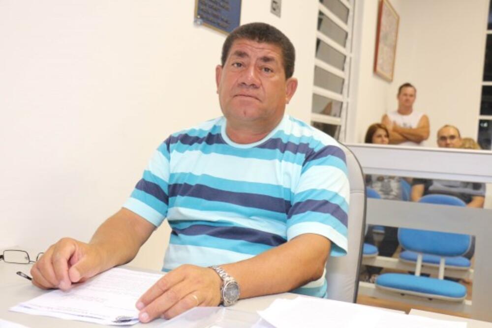 TONINHO DINGÃO SOLICITA INSTALAÇÃO DE POSTO DE SAÚDE NAS VERTENTES DAS ÁGUAS E FLORESTA ESCURA