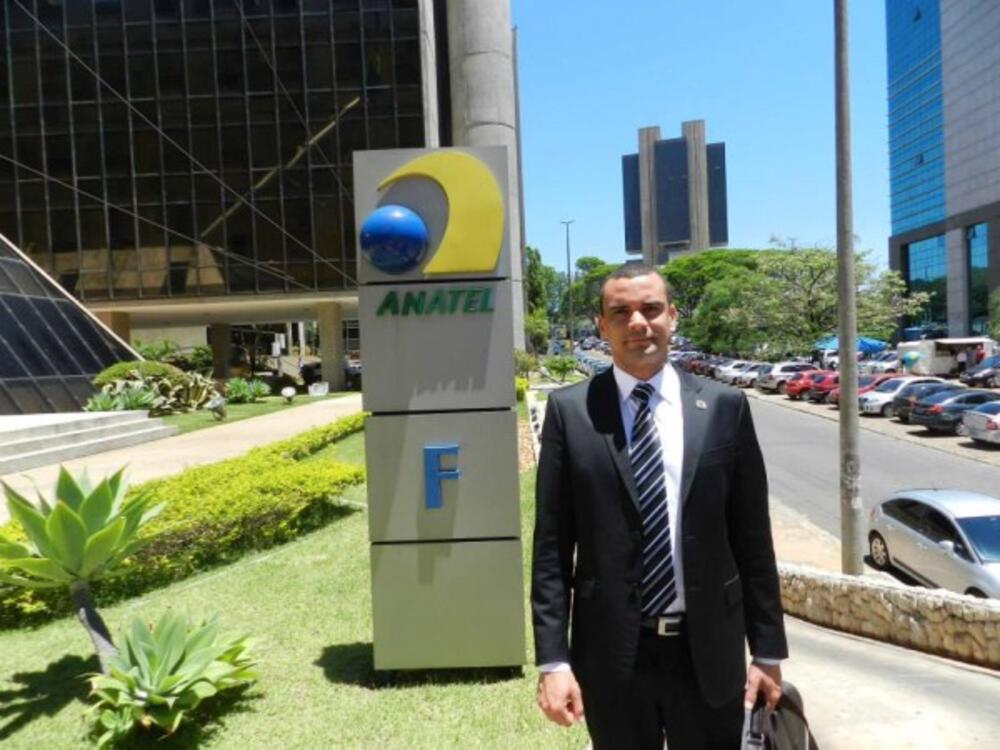 REUNIÃO EM BRASÍLIA DEFINE METAS PARA FIM DA COBRANÇA DE TARIFA TELEFÔNICA DDD