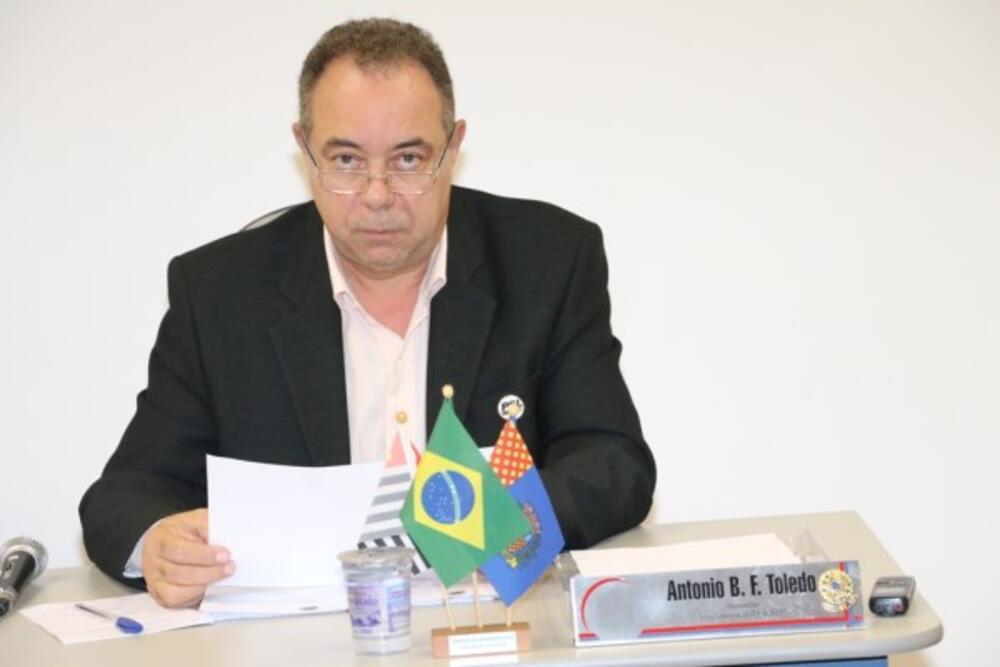 TONINHO DA SORVETERIA REIVINDICA MELHORIAS NA ESTRADA VICINAL ULISSES GUIMARÃES