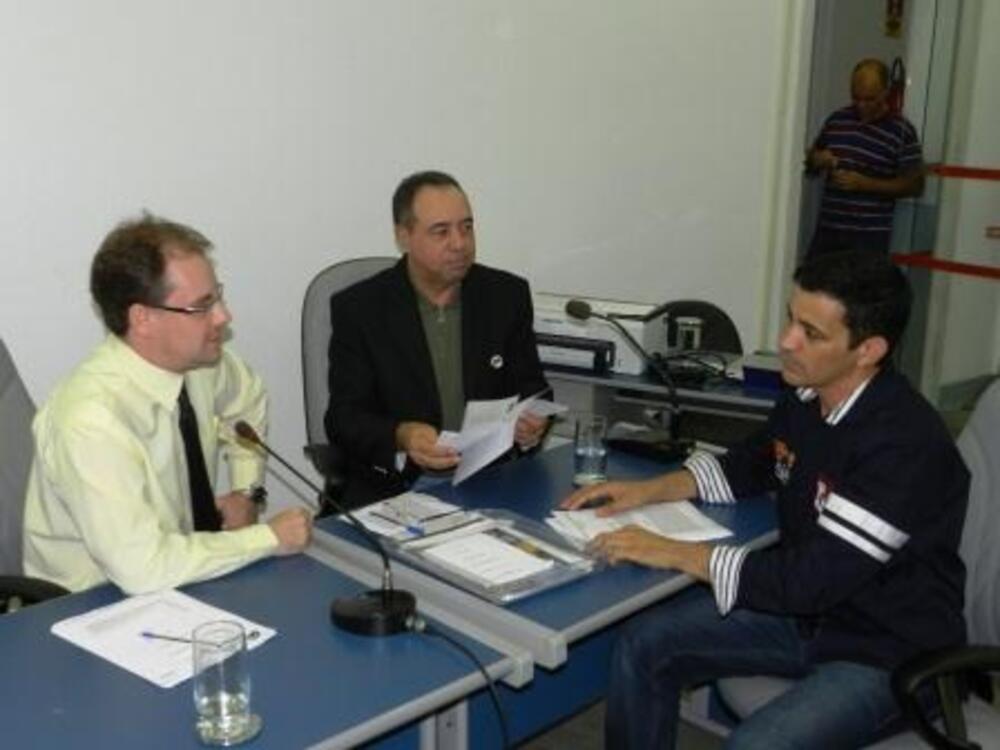 EXECUTIVO PROTOCOLA DEFESA REFERENTE A DENÚNCIAS