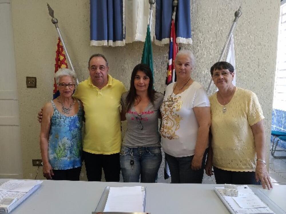 VEREADORES RECEBEM ARTESÃS NA CÂMARA MUNICIPAL