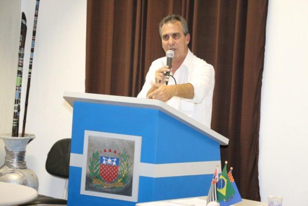 PREFEITO FALA SOBRE PERSPECTIVAS PARA 2015 NA CÂMARA