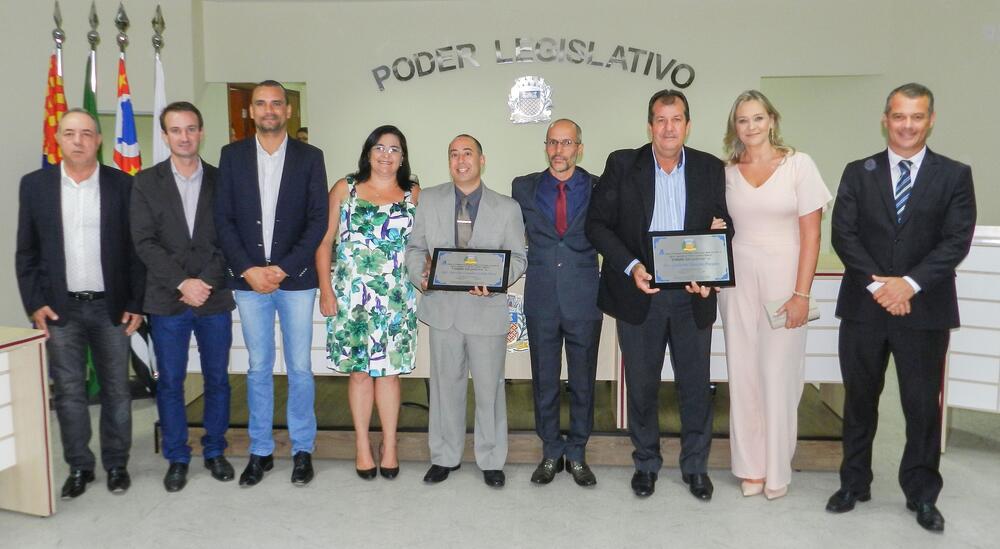 CÂMARA ENTREGA TÍTULOS DE CIDADÃO SÃO-PEDRENSE AOS REVERENDOS GUILHERME MARCONE PRAXEDES E MARCELO LEANDRO CORREIA PEREZ