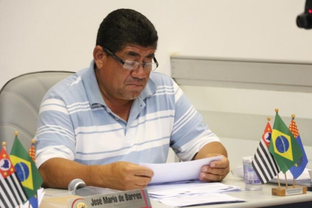 TONINHO DINGÃO SUGERE MELHORIAS NA ILUMINAÇÃO PÚBLICA DA AVENIDA BATISTA GOLINELLI