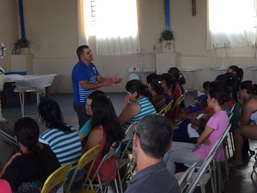 SEMANA NACIONAL ANTIDROGAS: DU SOROCABA MINISTRA PALESTRA JUNTO AO CRAS